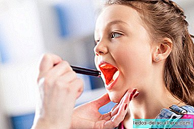 Viral and bacterial tonsillitis: what are the symptoms and how plaques in the throat are treated