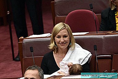Yes, yes! An Australian senator appeared breastfeeding her two-month-old baby in Parliament