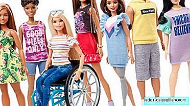 Barbie di kerusi roda dan Barbie dengan kaki prostetik: tambahan baru Mattel