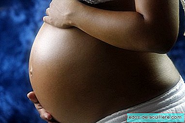 How weight gain is distributed in pregnancy