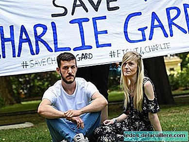 International scientists and experts call for the "disconnection" of Charlie, the English baby suffering from a deadly genetic disease, to stop
