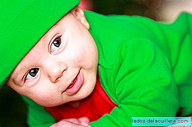 Five ideas to celebrate and remember baby's first Christmas