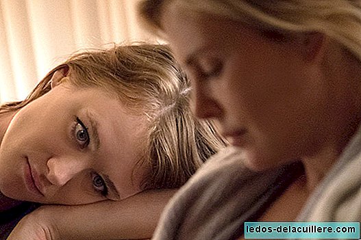 Cinq pensées sur la maternité qui nous laisse "Tully", un film brutalement honnête mettant en vedette Charlize Theron (no spoilers)