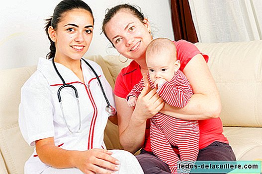 What is the difference between a midwife and a doula?