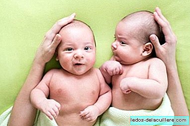 What is the ideal week to give birth to twins?