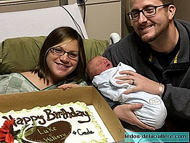 Най-добрият подарък за рожден ден: бебе се роди същия ден като родителите му