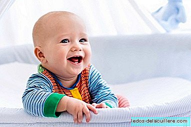 Din baby första år: allt detta kommer du att behöva (och livet lättare)