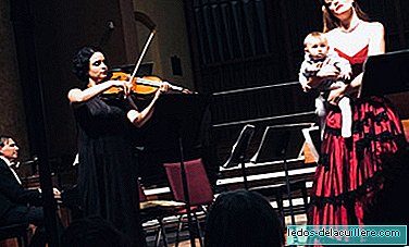 The video of a baby who accompanied his mother violist on stage during a classical music recital
