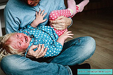 تشنجات تنهدات أو توقف التنفس العاطفي: لماذا يحدث وماذا يفعل عندما يبدو أن طفلنا "لا يبدأ في البكاء"