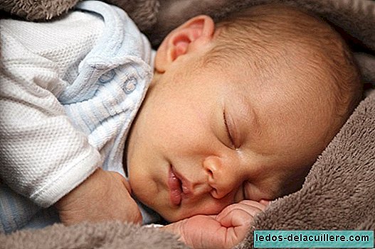 "أنا مهووس باحتمال حدوث شيء لطفلي": اضطراب الوسواس القهري بعد الولادة