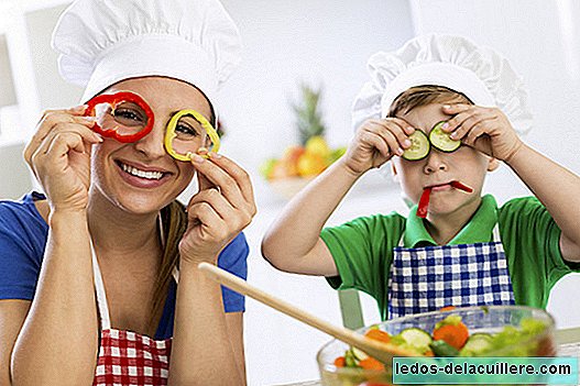 اليوم نطبخ مع أمي: أفكار لجعل الواجبات المنزلية لعبة