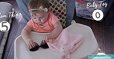 Legetøj kontra tilfældige ting: den sjove video, der viser babyer foretrækker hverdagens genstande at lege