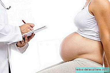 Аспірин не запобігає або не викликає аборти, застосовується як лікування певних проблем під час вагітності