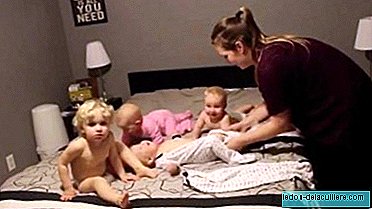 The difficult (and stressful) task of dressing four babies at once: the viral video of the moment