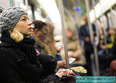 ستتمكن النساء الحوامل اللائي يسافرن في مترو أنفاق طوكيو من "طلب" مقعد من خلال تطبيق على هاتفه المحمول
