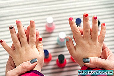 Children also paint their nails: a grandfather's lesson against gender stereotypes