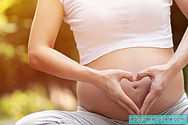 24-tygodniowe dziecko operowane jest w macicy w celu skorygowania rozszczepu kręgosłupa