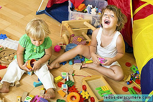 Why you should not give too many toys to a child (and what can you give him instead)