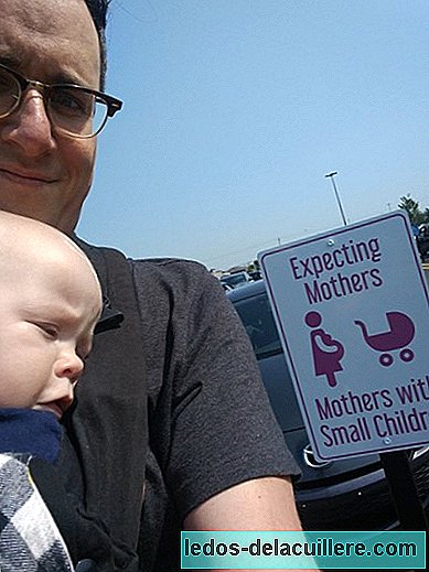 "Can I park here?", A father denounces the iconography of parking spaces for mothers