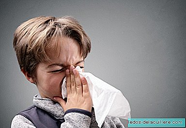 Menutup hidung dan mulut saat bersin tidak akan cukup untuk mencegah penyebaran flu