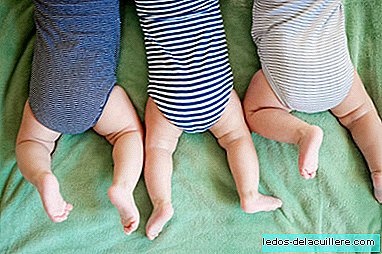 Une mère a des jumeaux 26 jours après la naissance de son premier enfant: un cas étrange de ventre maternel