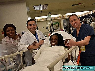 An American woman gave birth to sextuplets, three pairs of twins, in nine minutes