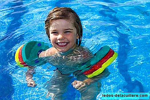 Sommer med barn: 13 avgjørende for en ettermiddag med svømming med babyen