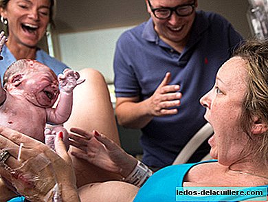 Et voici le visage qu'une femme a laissé en donnant naissance au premier enfant de sexe masculin de la famille en 50 ans
