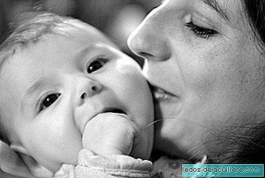 بعض الأمهات يعانين من اضطراب الوسواس القهري بعد الولادة