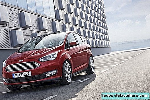 Analysis of the new Ford C-MAX and Grand C-MAX: cars that make life easier for parents