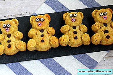 Pumpkin biscuits in the shape of bears. Recipe for children