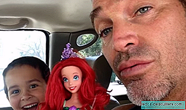 How would you react if your child chose a doll as a toy? This father is an example of love