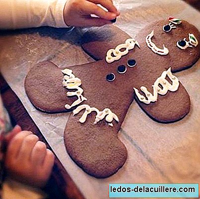 Madlavning med børn og laver håndværk, to i én (kæmpe cookie)