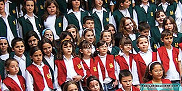 Family concert at the Botanical Garden of Valencia: the Vicente Gaos School Choral School acts