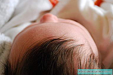 Kada, kaip ir kodėl (ar ne) kirpti kūdikio plaukus
