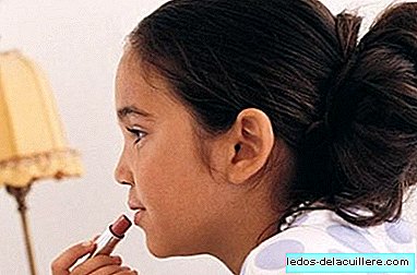 "Αφήστε τα κορίτσια και τα αγόρια να απολαύσουν την παιδική τους ηλικία." Θεραπεύτρια συνέντευξη της Elena Mayorga
