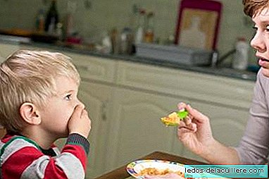 Ten situations that occur at mealtimes