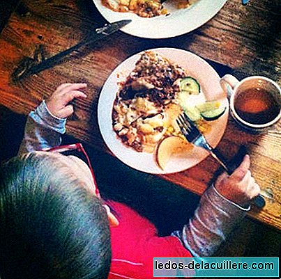 Education of children in food: distribution of meals and behavior at the table
