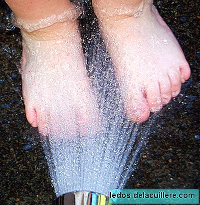 Caring for the feet of the little ones in summer