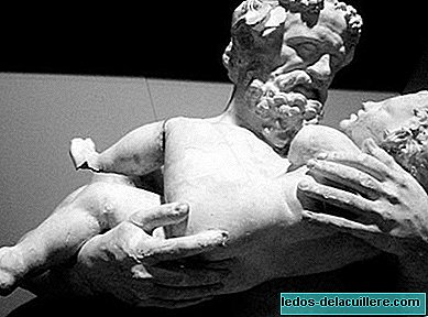 Teladan inkubator dalam mitos Yunani