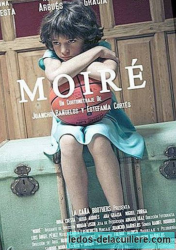 The taboo transseksual kanak-kanak dalam filem pendek "Moiré"