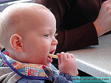 Fouten in de aanvullende voedingsbladen van de kinderarts: markeer strikte schema's