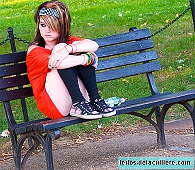 It is a serious problem that children and adolescents mistreat their parents