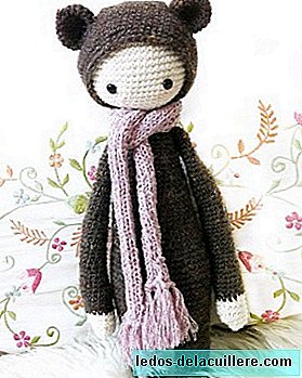 These beautiful crochet dolls are at your fingertips with the patterns of Laly Lala