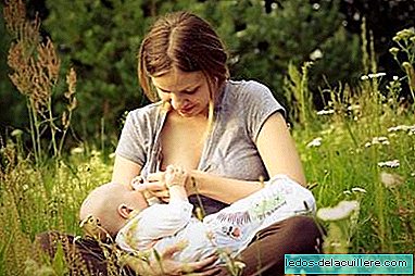 Facebook en foto's van moeders die borstvoeding geven aan hun baby's