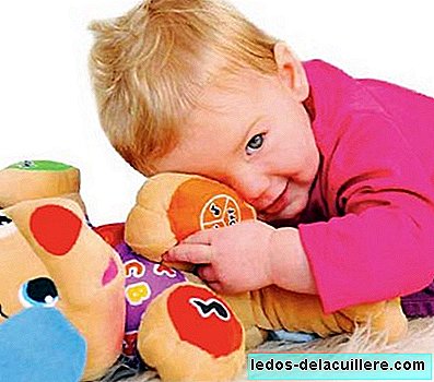 Games for the development of fine motor skills of the baby