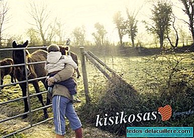 Kisikosas offers us family photography sessions and the possibility to learn about this art