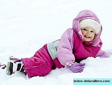 Wzywa nas śnieg, czy rezygnujemy z jazdy na nartach czy zabieramy nasze dziecko?
