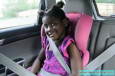Odgovorna sigurnost: nošenje djeteta u pomoćnom dizalu smanjuje štetu u slučaju bočnog udara