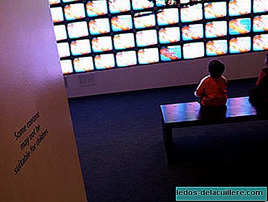 يبث التلفزيون الصور التي يمكن أن تخلق نوبات في الأطفال حساس